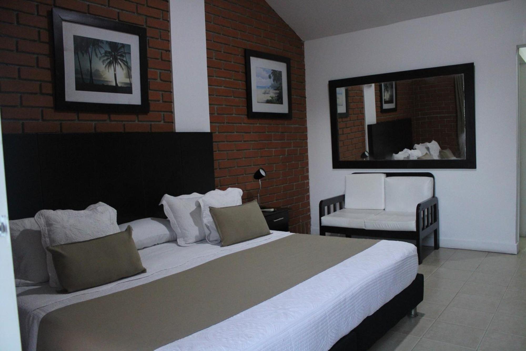 Hotel & Resort Villa Del Sol Тумако Екстер'єр фото